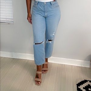 Abercrombie Curve Love Ultra High Rise Ankle Straight Jeans